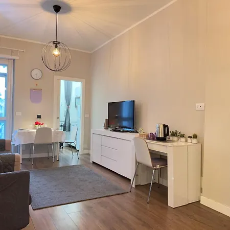 Apartamento 5 Minutes' Walk From The Olympic Stadium *