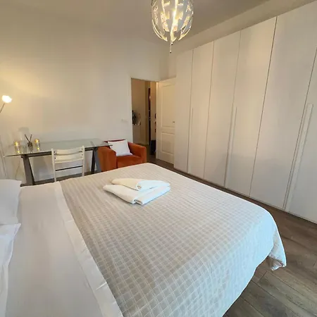 Appartement 5 Minutes' Walk From The Olympic Stadium