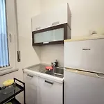 5 Minutes' Walk From The Olympic Stadium Appartamento *