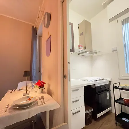 5 Minutes' Walk From The Olympic Stadium Appartamento *